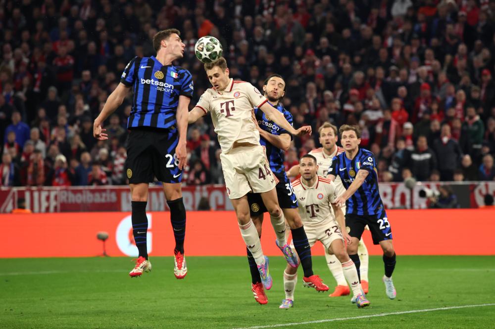 篮板争抢上 篮板争抢上